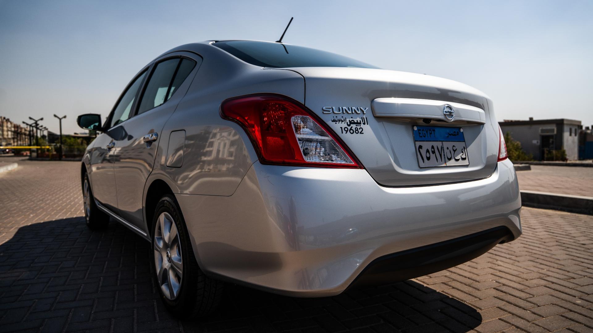 Nissan sunny 2027 B1